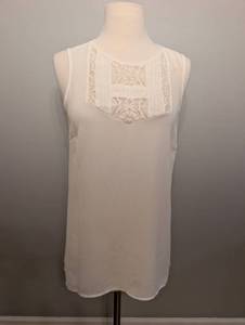 lot 3045 image: DR2 Womens Sleeveless Lace Panel Blouse - Size Small&nbsp