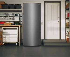lot 1000 image: Frigidaire 16 Cu Ft Upright Freezer Model FFUE1626AV - Retail $800