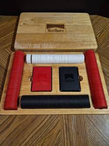 lot 5 image: Marlboro Wooden Poker Chip Set with Cards