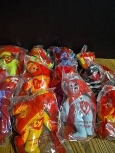 lot 61 image: TY Beanie Babies McDonalds Happy Meal Collection
