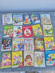 lot 144 image: Collection of Classic Childrens Books - Junior Elf Books and World Wildlife Fund Series
