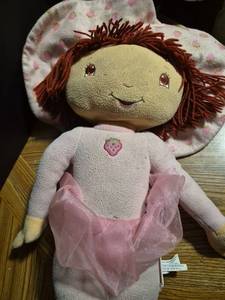lot 171 image: Strawberry Shortcake Soft Rag Doll with Pink Dress and Hat - Pre-owned- Needs Cleaned