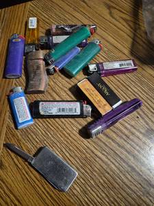 lot 174 image: Mixed Lot of Disposable Lighters and Accessories