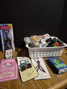 lot 175 image: Mixed Household Items Bundle with Kitchen Accessories and Personal Items