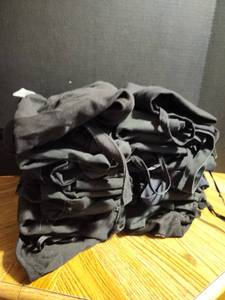 lot 202 image: 16 Full Front Aprons - Preoened