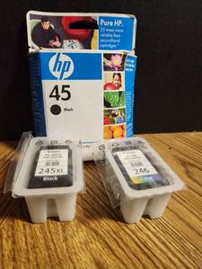 lot 207 image: Printer Ink Cartridge Bundle HP and Canon