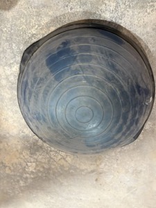 lot 19019 image: BOSU BALANCE TRAINER