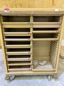 lot 19001 image: Supply Cart