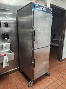 lot 15727 image: Alto-Shaam Halo Heat Commercial Food Warming Cabinet