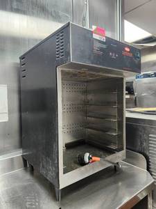 lot 15736 image: Hatco FLAV-R-SAVOR Heated Air Curtain Cabinet