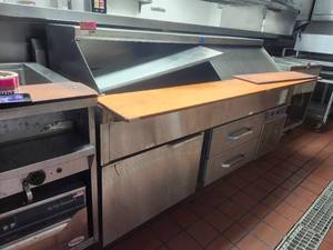 lot 15741 image: Commercial Refrigerated Chef Base Prep Table