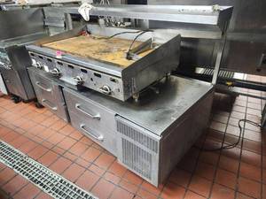 lot 15753 image: Commercial Gas Griddle with Refrigerated Base