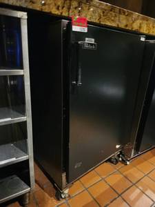 lot 15781 image: Perlick HQ24TS Commercial Undercounter Refrigerator