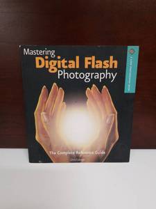 lot 2166 image: Mastering Digital Flash Photography by Chris George