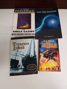 lot 2238 image: Classic Literature Book Set - 4 Books