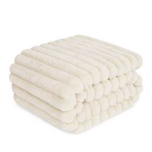 lot 11117 image: ZAKAPAWS Waterproof Pet Blanket for Large Dogs & Cats - Reversible Calming Plush, Washable Furniture Cover for Couch, Bed, Car Seat, Blocks Leaks, Stains & Pet Fur (Cream, 60x80)