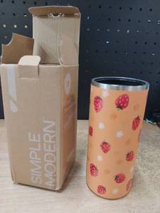 lot 14476 image: Simple Modern 12oz Slim Can Cooler with Strawberry Pattern