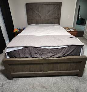 lot 110 image: Rustic Barn Door Style Platform Bed Frame