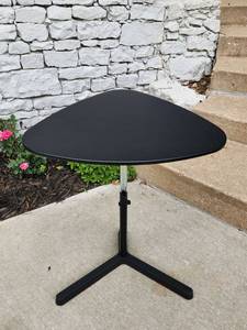 lot 121 image: Modern Black Triangular Side Table with Adjustable Height