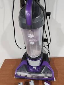lot 139 image: Dirt Devil Endura Pro Upright Vacuum Cleaner with Attachments