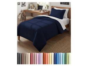 lot 37286 image: Duvet Cover TwinTwin XL Size Set - Extra Soft TwinTwin XL Duvet Cover 68 x 90 with 1 Pillow Sham - Hotel Luxury, Easy Care, Fade Free with Zipper Closures & Ties - Comfy & Breathable (Navy Blue) - Retail $17