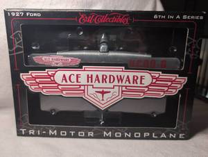 lot 1302 image: 1927 Ford Tri-Motor Monoplane Die-Cast Model Airplane