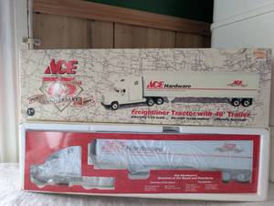 lot 1602 image: ACE Hardware 75th Anniversary Freightliner Tractor Trailer 154 Scale Die-Cast Model