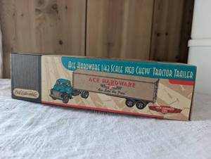 lot 1605 image: Ertl Collectibles 1950 Chevy Ace Hardware Tractor Trailer 143 Scale Die Cast Model