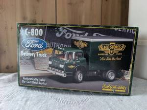 lot 1607 image: Ford C-800 Delivery Truck Die-Cast Metal Replica Ace Stores