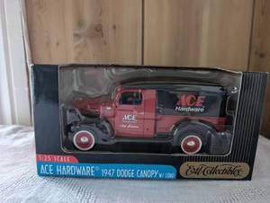 lot 1707 image: Ertl Collectibles 1947 Dodge Canopy Truck ACE Hardware Edition
