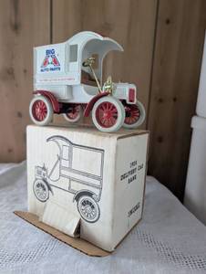lot 1900 image: Ertl 1905 Delivery Car Bank Big A Auto Parts