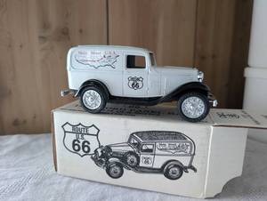 lot 1905 image: 1932 Ford Panel Bank Route 66 Die Cast Model Car with Box