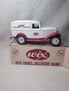 lot 1914 image: WIX Filters 1932 Panel Delivery Truck Die-Cast Bank