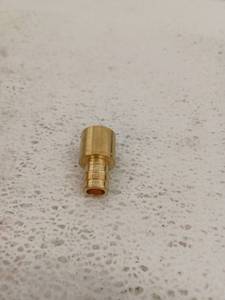 lot 14404 image: 12 x 34 Inch Fitting Adapter, 75 Pieces