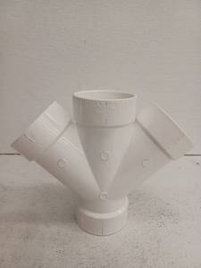 lot 14414 image: Charlotte 4 Inch Double Wye All Hub, 5 Pack