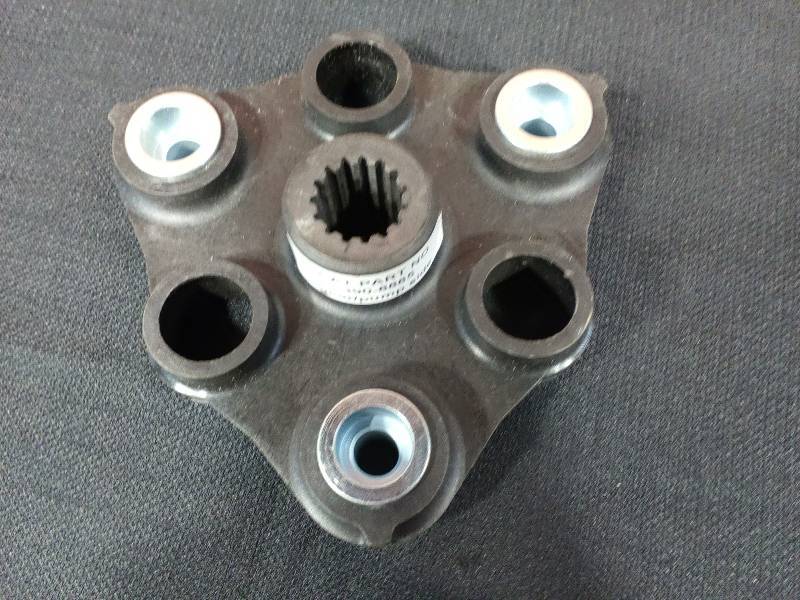 lot 9 image: CAT Pump Coupler Gear Pump Side