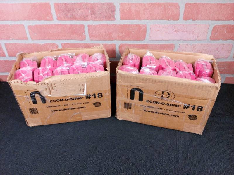 lot 14 image: Deslauriers Econ-O-Shim #18 Horseshoe Shims