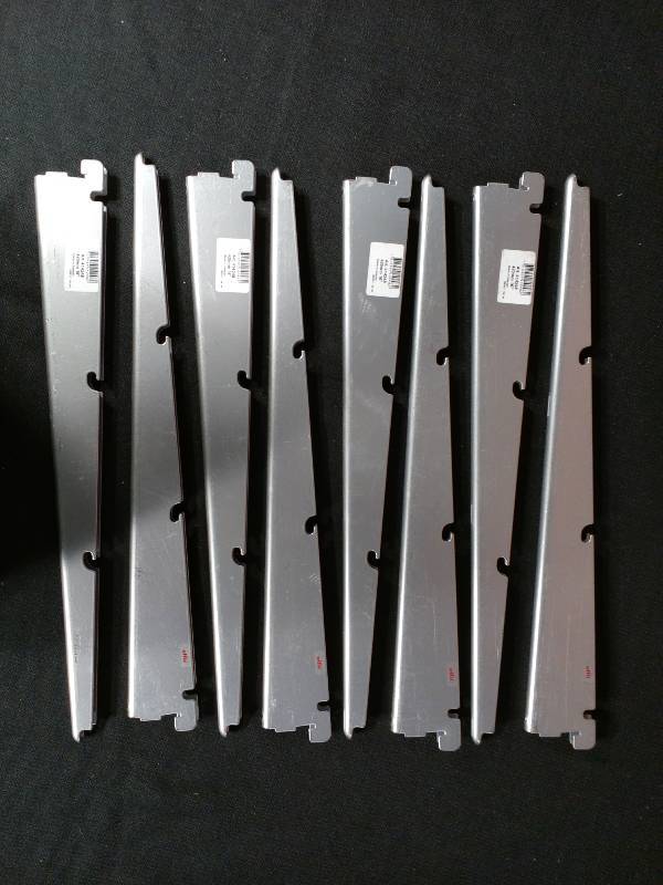 lot 23 image: Elfa Platinum Ventilated Wire Shelf Brackets