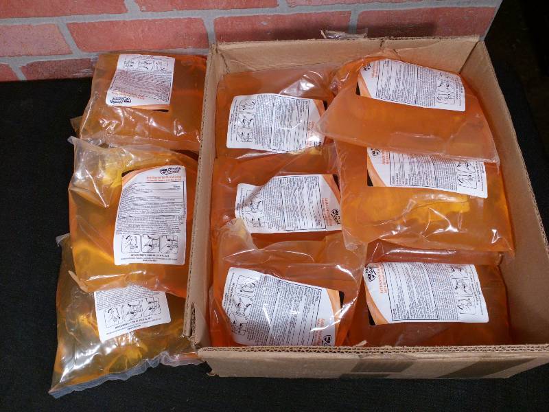 lot 52 image: Health Guard Antibacterial Hand Soap MSC098203A