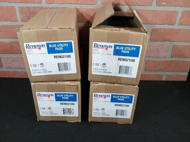 lot 86 image: Renown Blue Scrubbing Scouring Utility Pads