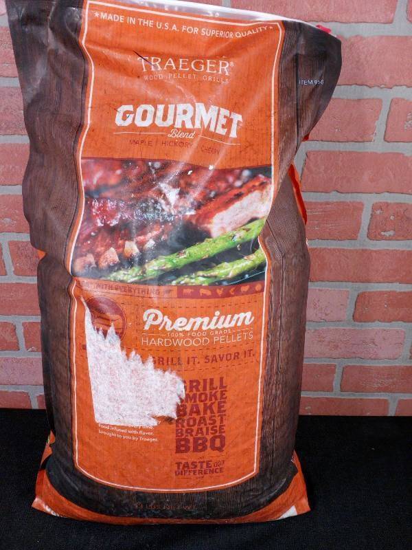 lot 87 image: Traeger Blend Wood Pellets - 50 Maple, 25 Hickory, 25 Cherry