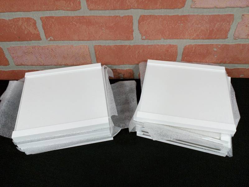 lot 98 image: Acrylic Wall SignPhoto Holders - For Home Or Business