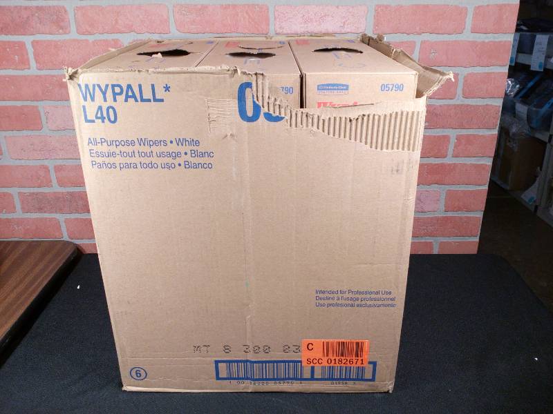 lot 107 image: Wypall Disposable Cleaning & Drying Towels