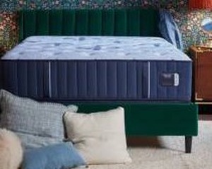 lot 14741 image: Stearns and Foster Estate Collection Soft Twin XL Mattress, Retail $ 2,299.00