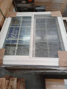 lot 14790 image: Double Hung Vinyl Window Approximately 31.25x31.5