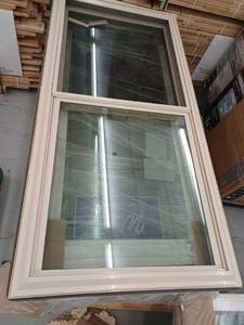 lot 14792 image: Vinyl Window, Double Hung, 31.5 x 64.5