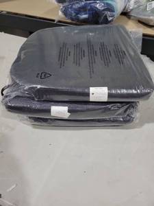 lot 5920 image: Chair Cushions Pads  with Ties, 3 pack