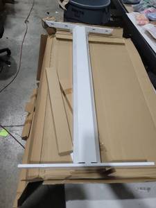 lot 5951 image: white LED strip light fixture.
