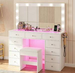 lot 2310 image: Vanity Desk with Mirror and Lights