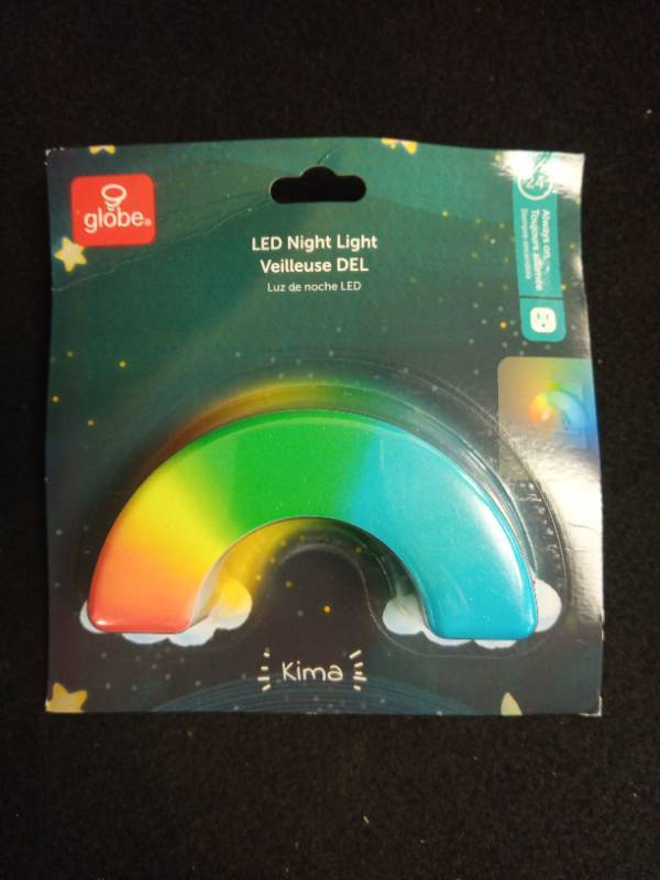 lot 2060 image: Globe Electric Always on Rainbow Night Light - Retail $11